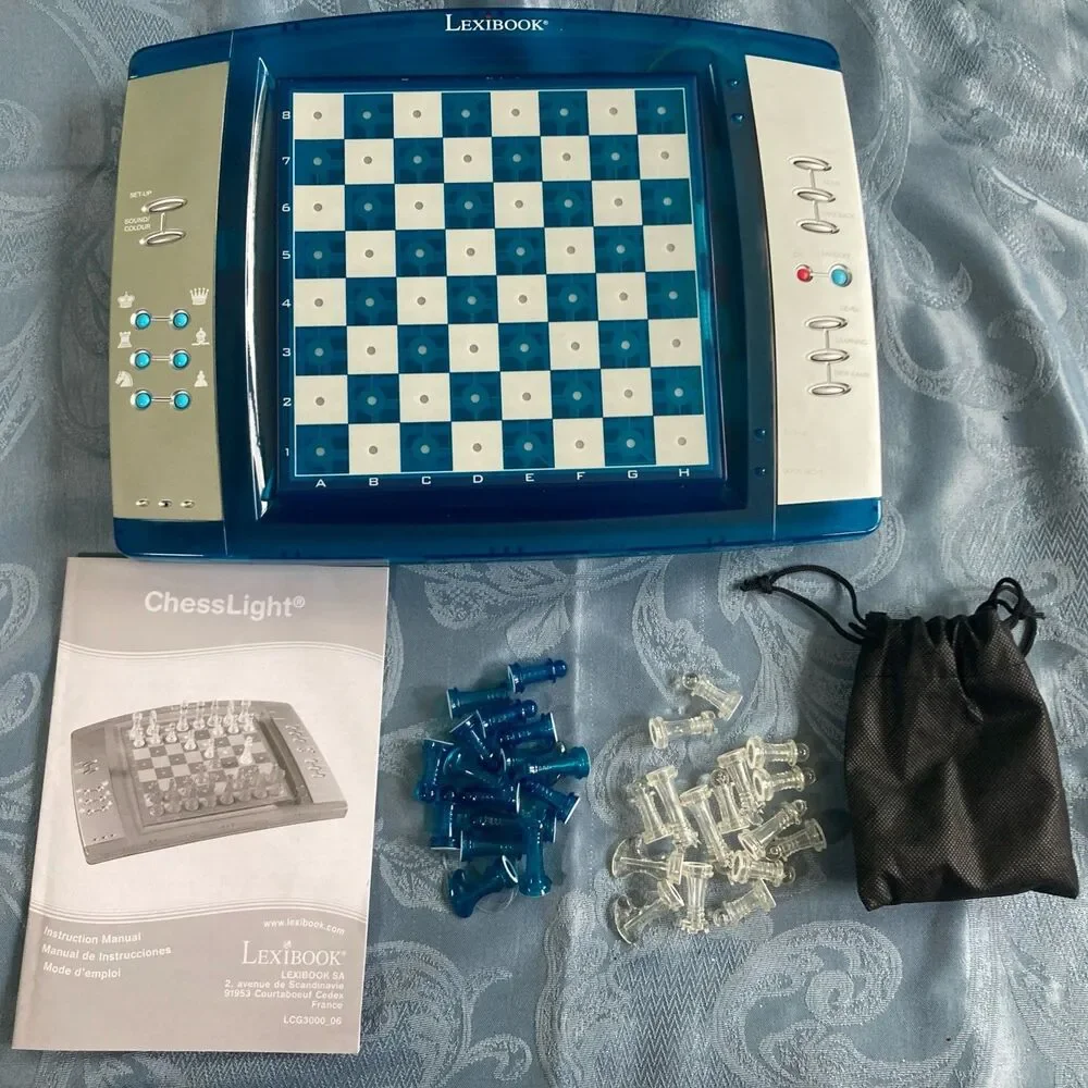 ChessLight Electronic Computer Chess Game Illuminated Board  LCG 3000 (Lexibook)
